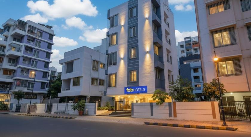 Hotel O Skyline Hotel in Pune