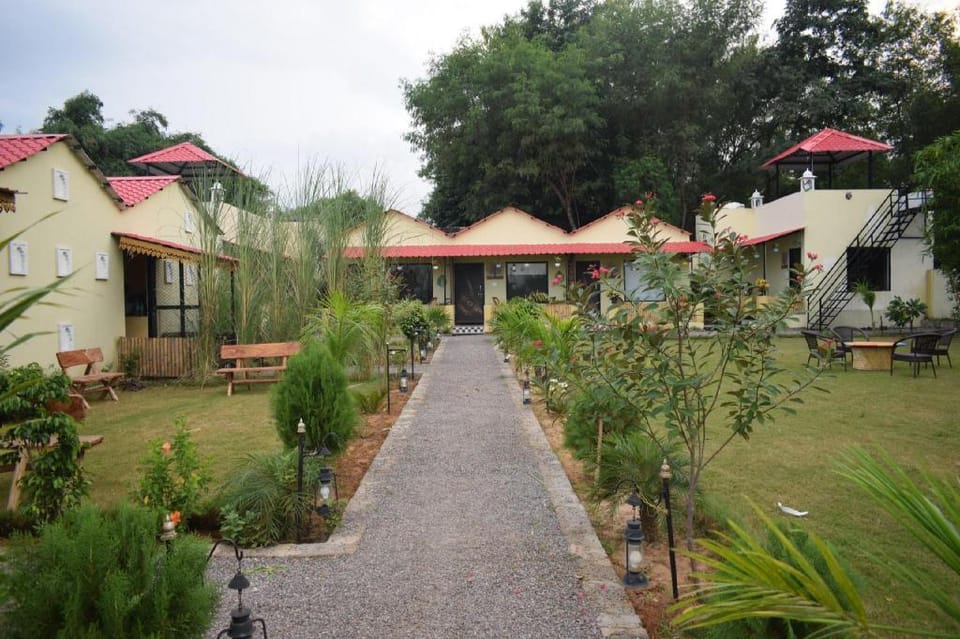 Hotel Rann Meadows Ranthambhore Hotel in Rajasthan