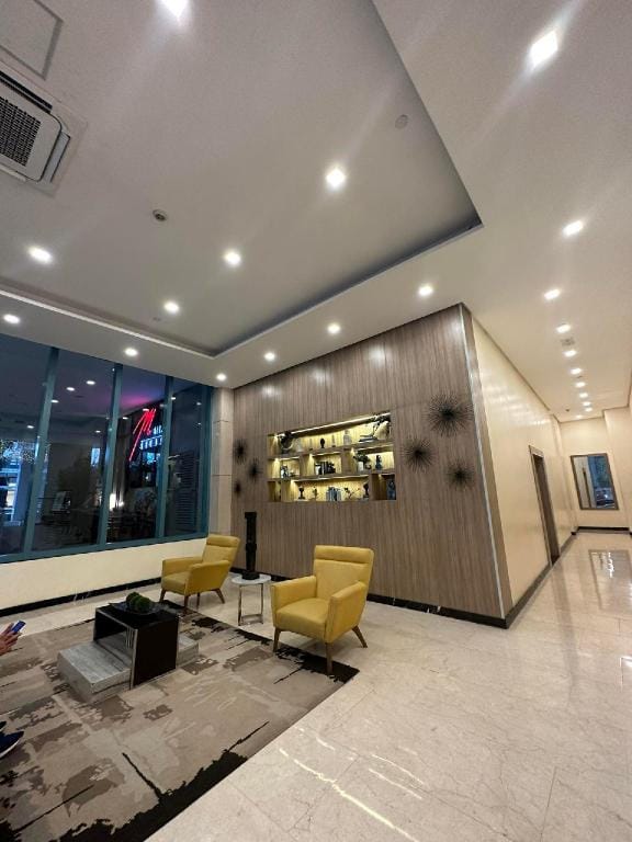 Christine Suites Ph BGC Uptown Across Grand Hyatt Apartment in Makati