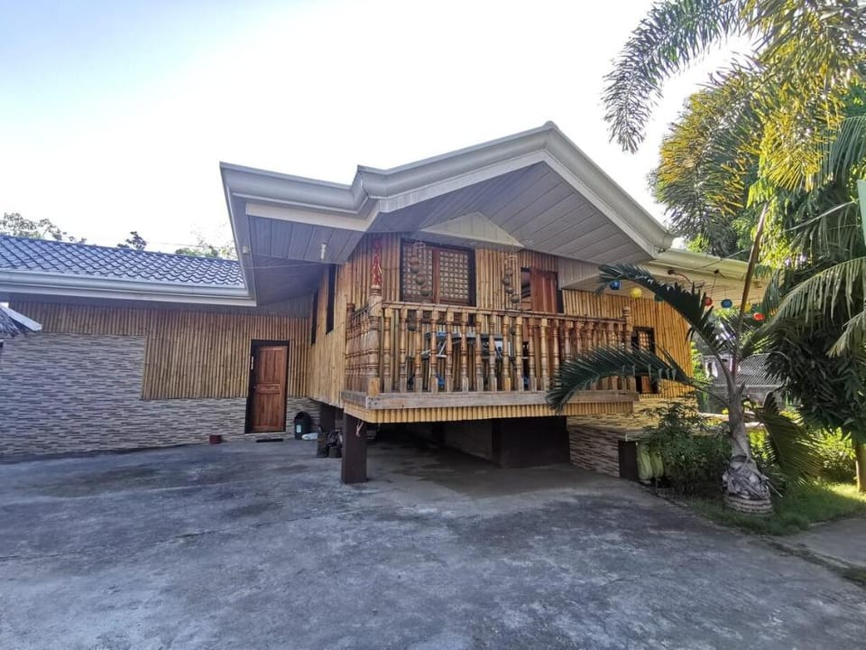 Josephine's Villa - Bangar, LU (up to 12 guests) Vacation rental in La Union