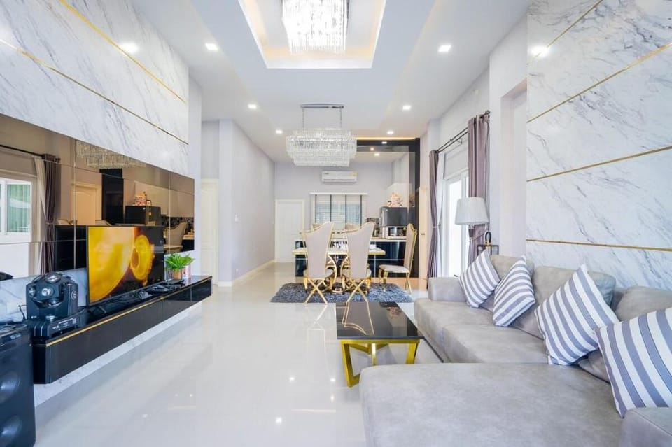 Umbrella Pool villa pattaya Vacation rental in Chon Buri Changwat