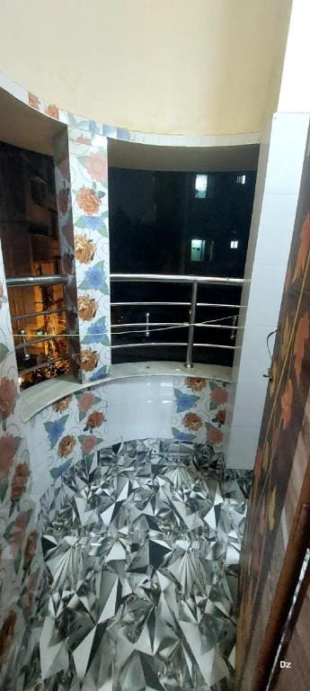Non Ac Single couples friendly Vacation rental in Kolkata