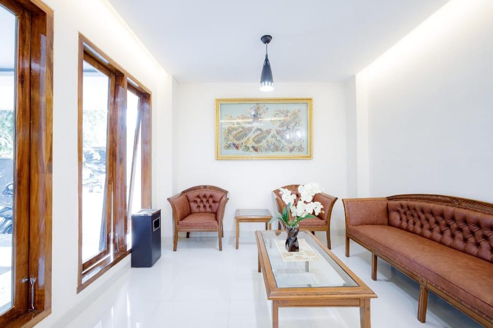 Urbanview Hotel Syariah The Ragunan Residence Cilandak Hotel in South Jakarta City