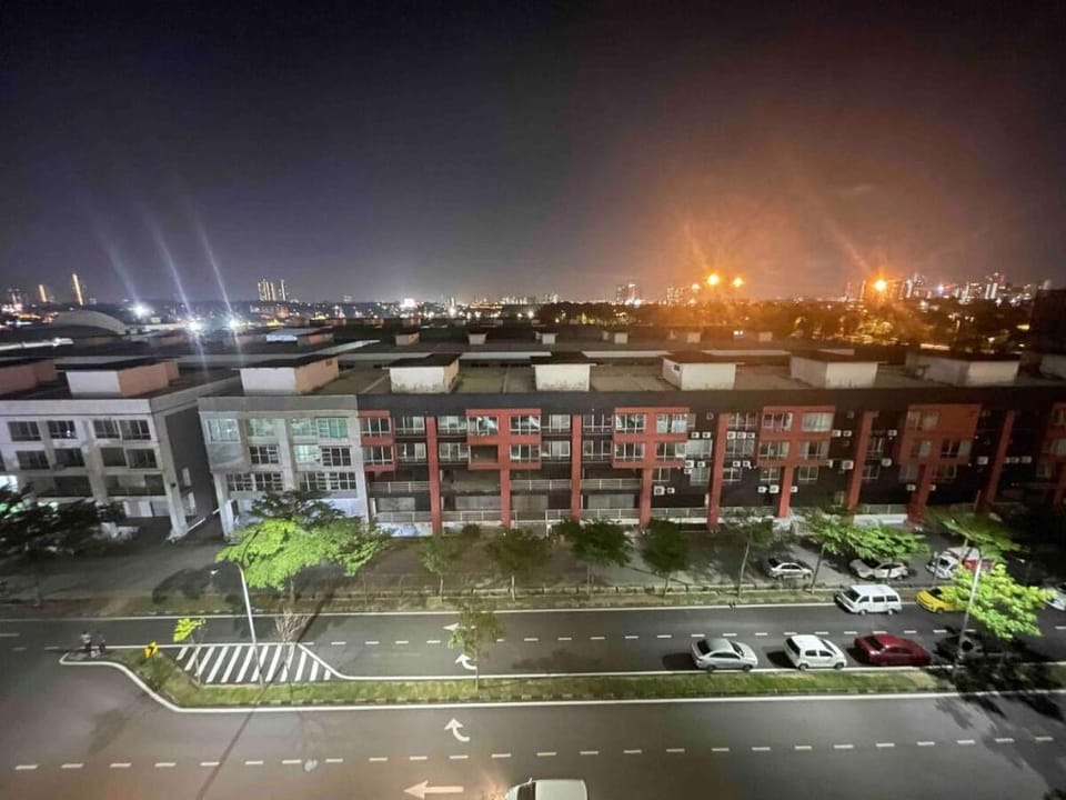 JB Pandan Duplex Luxury private balcony 9-11pax Vacation rental in Johor Bahru