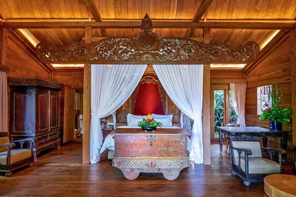 Spacious 5 BR Private Pool Villa at Jimbaran #PS51 Villa in Bali