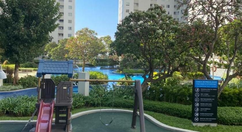 Apartemen pakuwon educity yale (seberang mall) Apartment in Surabaya