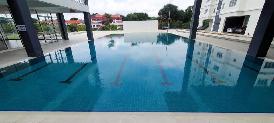 Balcony Forest Lake Mountain Apartment in Perak