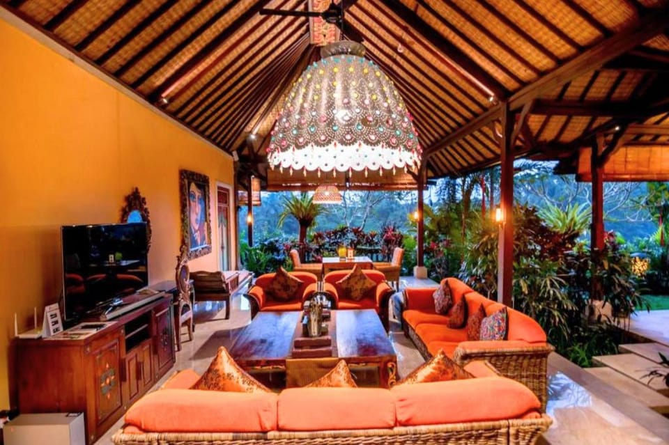 Exclusive Presidential 4 BR Pool Villa Y024A Villa in Ubud