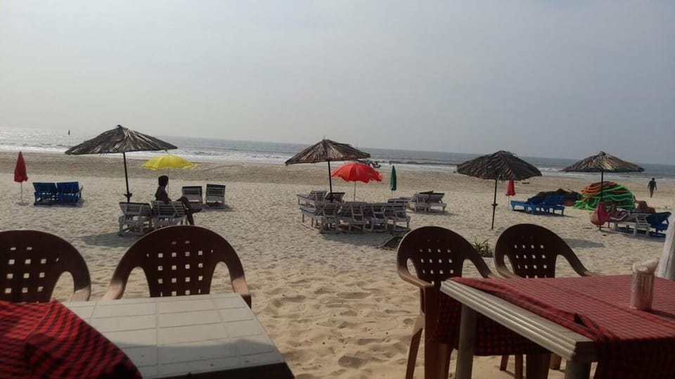 AC 2BHK Fully furnished Aptt near Beach in Goa. Vacation rental in Goa, India