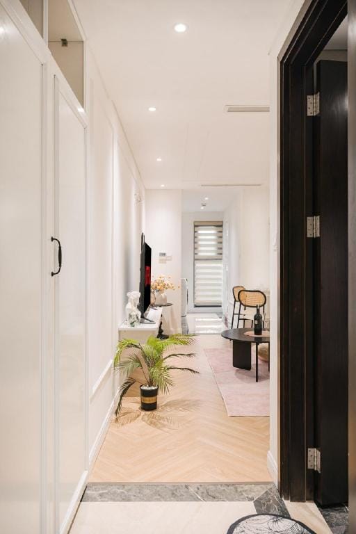 Neutralstyle in Tplace Grand Hanoi Top Elite 5*Apt Apartment in Hanoi