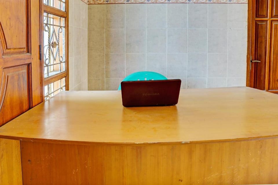 OYO 93108 Homestay H Syarif Syariah – RA Kartini Hotel in East Java