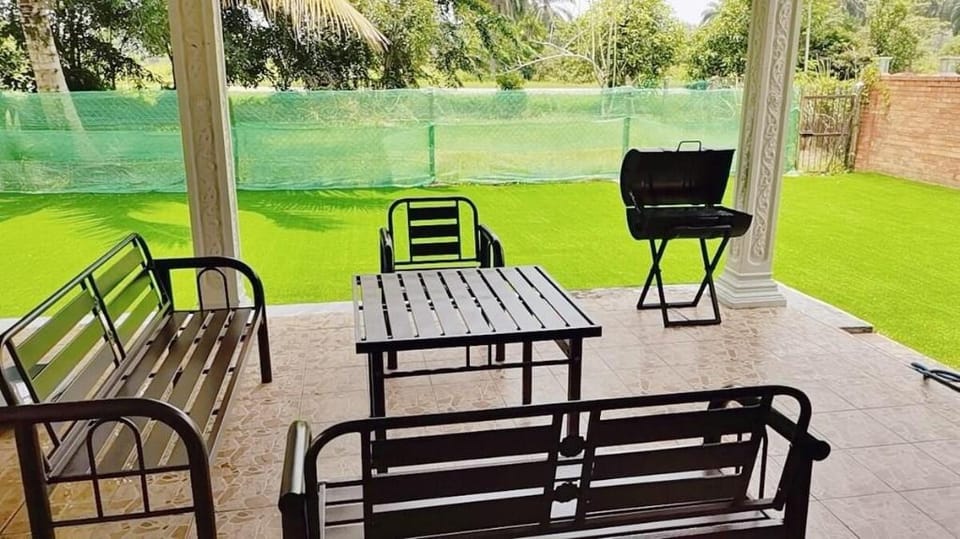 Bagan Villa Sg Pelek 12 pax Vacation rental in Selangor, Malaysia