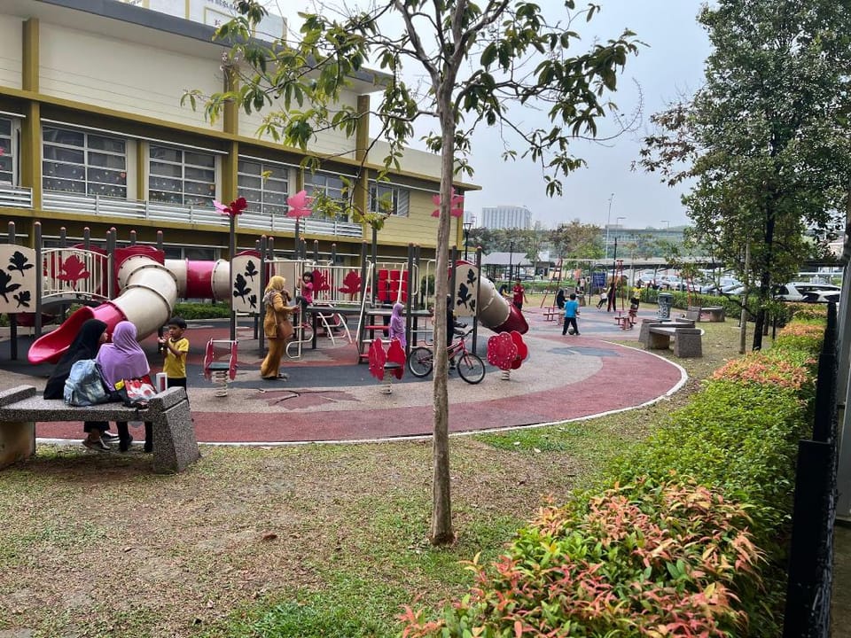 Homestay Jiejie Putrajaya P16 Wifi Netflix Apartment in Putrajaya