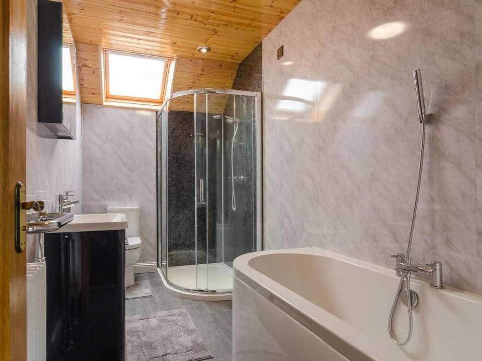 Avocalodge Hotel in Northern Ireland