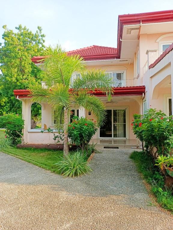 Sagastrand Beach Resort: Villa 2 Vacation rental in Lapu-Lapu City
