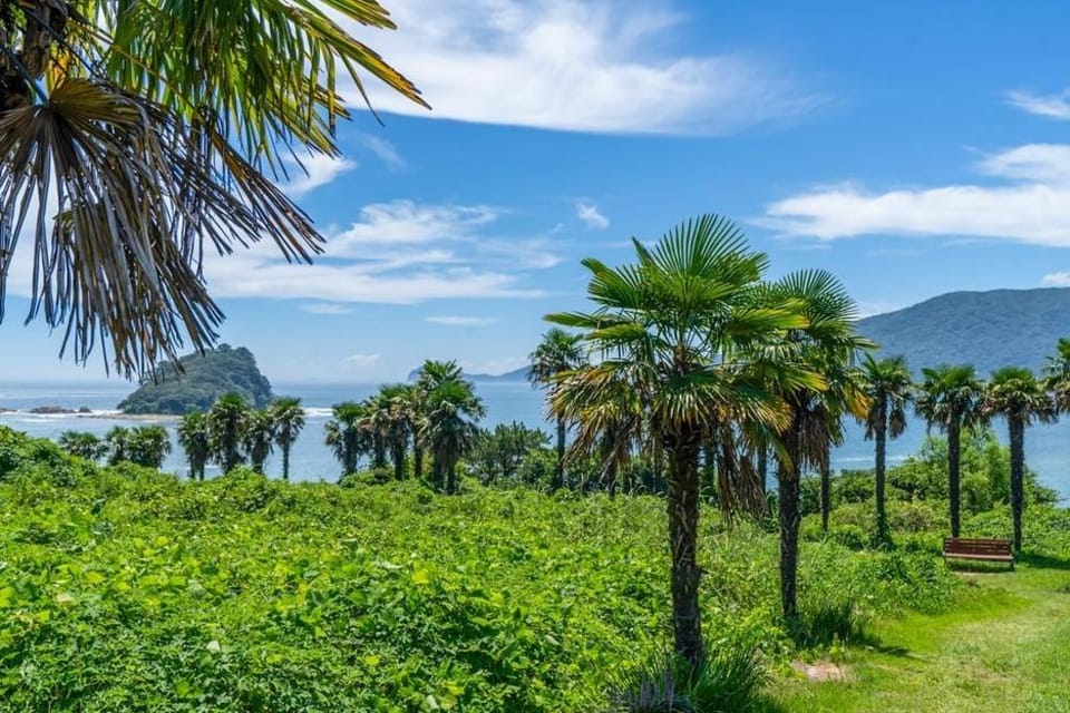 Geojeaeseoui Haru Bed and Breakfast in South Korea