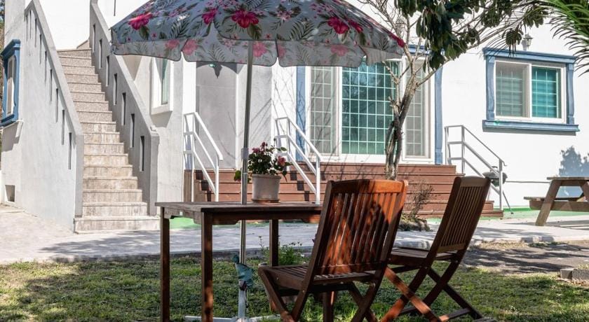 Equinox de Hyeopjae Bed and Breakfast in South Korea