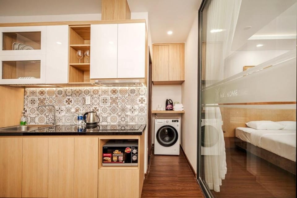 MayHome Deluxe 45m2 Balcony/ 5 min to My Khe Beach Apartment in Da Nang