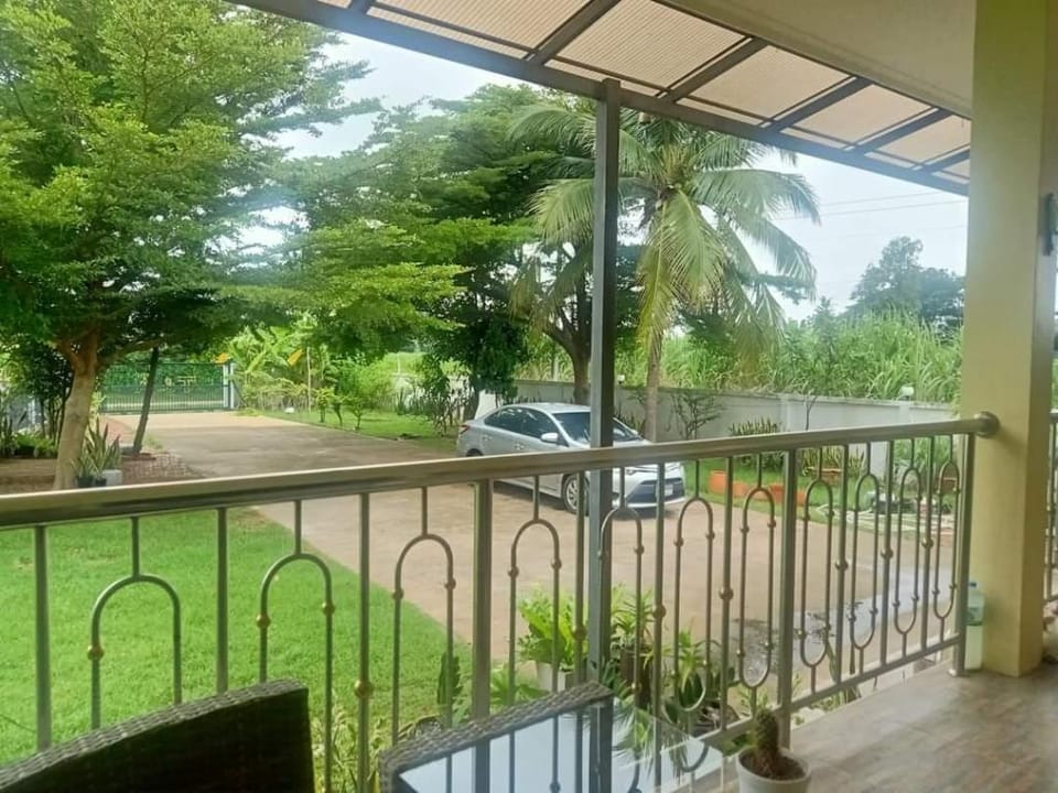 K&N2 บ้านพักในสวน Vacation rental in Laos