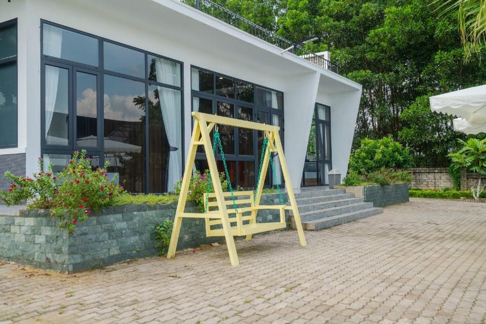 Montana Sơn Tây Villa in Laos