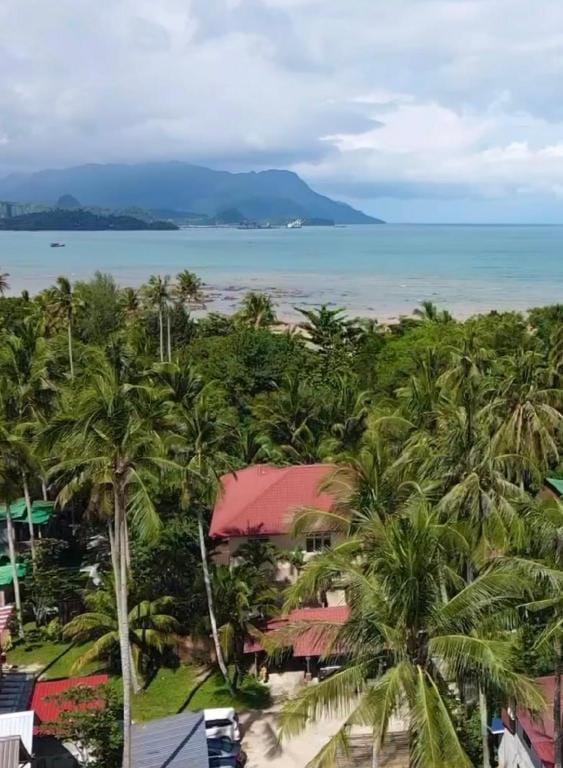 Triple Bunk Bed Studio, Swimming Pool & Breakfast Vacation rental in Kedah