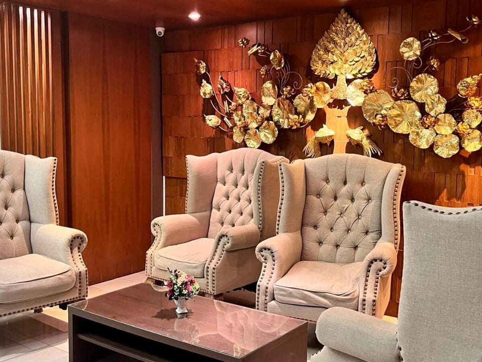 Aristo Resort Surin Beach M18 Apartment in Choeng Thale