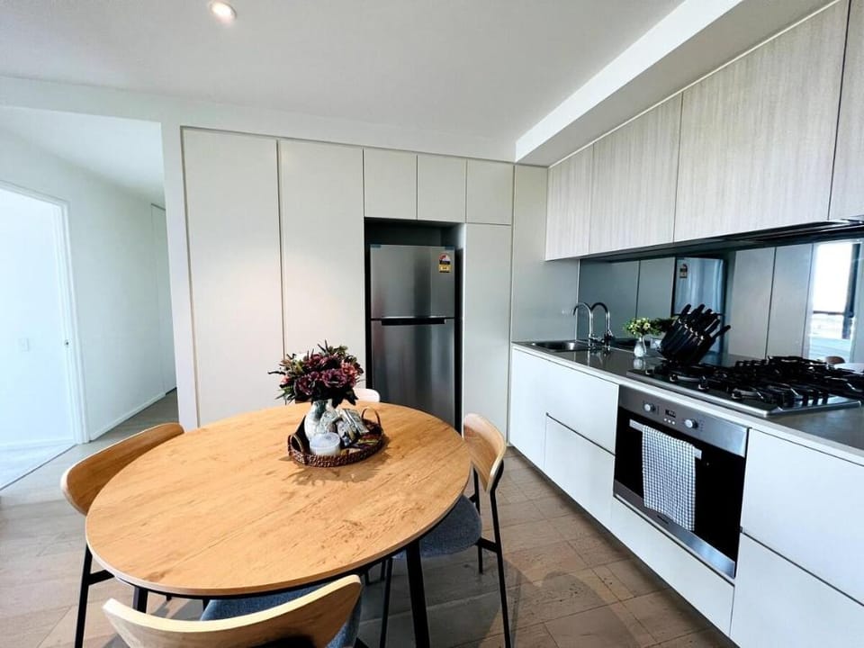 Brand New 2BR Docklands/Free Parking/Gorgeous View Apartment in Melbourne