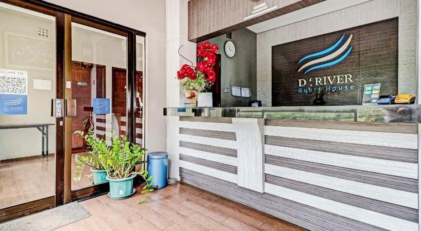 D River Guest House Hotel in Bandung