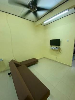 Qasdina Homestay Kuala Terengganu(3 bilik aircond) Vacation rental in Terengganu, Malaysia