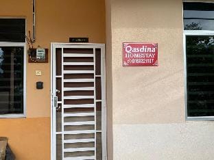 Qasdina Homestay Kuala Terengganu(3 bilik aircond) Vacation rental in Terengganu, Malaysia