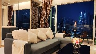 Luxury 02 bed Room Klcc view @Regalia Suites Apartment in Federal Territory of Kuala Lumpur