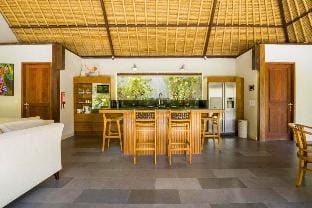 Entire 2 BR with Private Pool Villa #PS43 Villa in Bali
