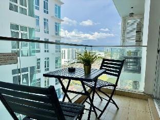 KSL Mall Centre 1-6 Person Netflix Smart TV (B125) Apartment in Johor Bahru
