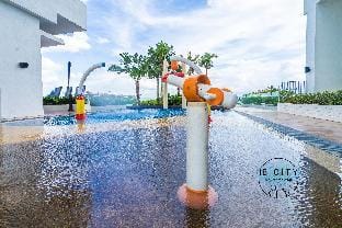 Mid Valley Southkey Mosaic by Greatday Apartment in Johor Bahru
