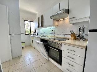 VILAMOURA TWINS 1 WITH POOL by HOMING Apartment in Quarteira
