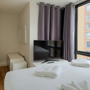 Still Life Warren Street Apartment in London Borough of Islington