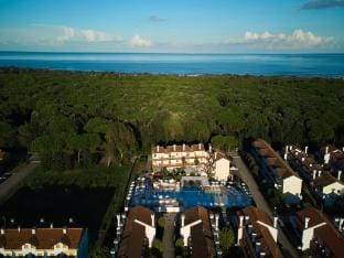 Two bedroom Apartment in Residence with Swimming Pool By Beahost Rentals Apartment in Rosolina Mare