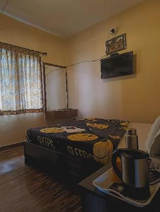 Smiley Homestay Family-Friendly 3BR Vacation rental in Kodaikanal