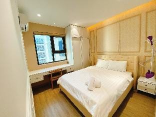 My Khe  Ocean Opus Apartments  Apartment in Da Nang