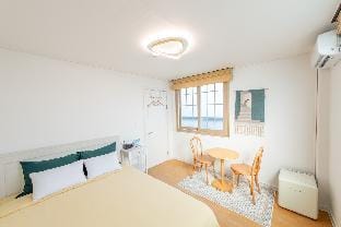 Dolcorom Seongsan2 [Dolkorom Seongsan 2 Branch - Room 208] Apartment in South Korea