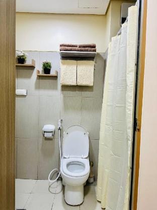WALKING DISTANCE PICC WORLD TRADE near MOA AIRPORT Apartment in Pasay