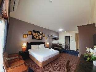 Beachfront Seaview peang Apartment in Tanjung Bungah