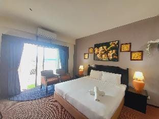 Beachfront Seaview peang Apartment in Tanjung Bungah