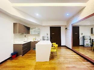 Attractive Studio Room W/KLCC VIEW @RegaliaSuites Vacation rental in Federal Territory of Kuala Lumpur