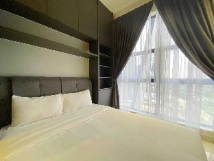 Beautiful And Aesthetic 1BR Suite@Arte MontKiara Vacation rental in Federal Territory of Kuala Lumpur
