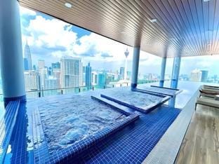 Great View Studio@KLCC View Pool @Colony@Infinitum Vacation rental in Federal Territory of Kuala Lumpur