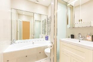 The Notting Hill Residence - 2 BR Apartment Close to Hyde Park Apartment in City of Westminster