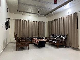 Aura Luxury Homestay Apartment in Himachal Pradesh