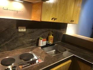 Campville 8, Chic Urban Apartment in Muntinlupa