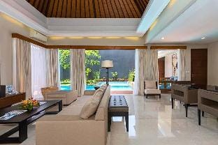 Entire 3 BR with Private Pool Villa #PS46 Villa in Kuta